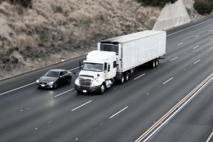 5/3 E Hartford, CT – Tractor-Trailer Accident Leads to Injuries on I-84